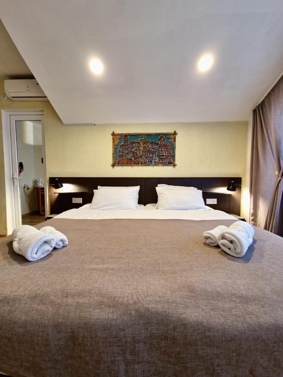 Lea Guest House Tbilisi Buitenkant foto