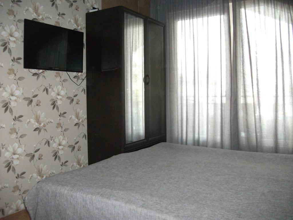 Lea Guest House Tbilisi Buitenkant foto