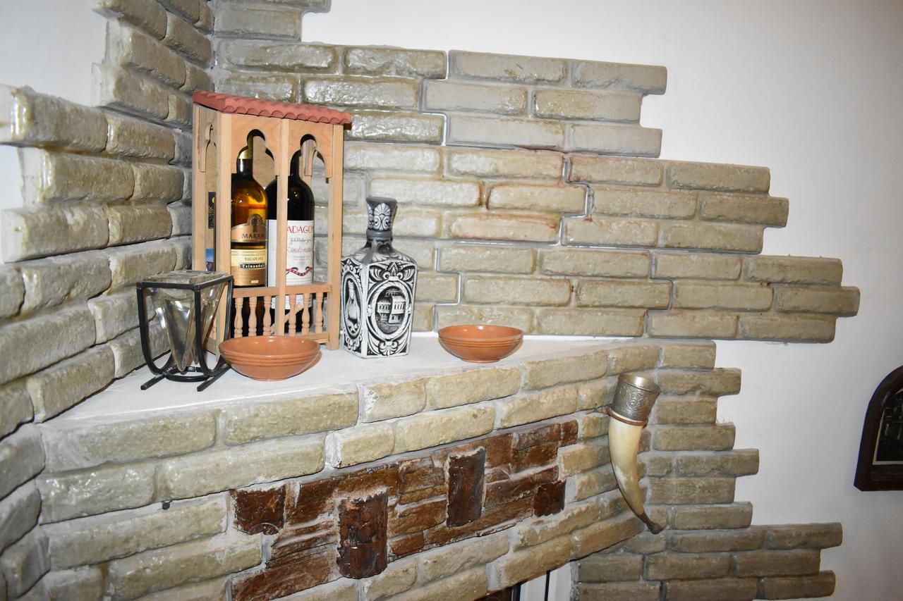 Lea Guest House Tbilisi Buitenkant foto