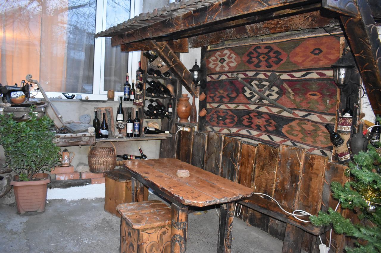 Lea Guest House Tbilisi Buitenkant foto