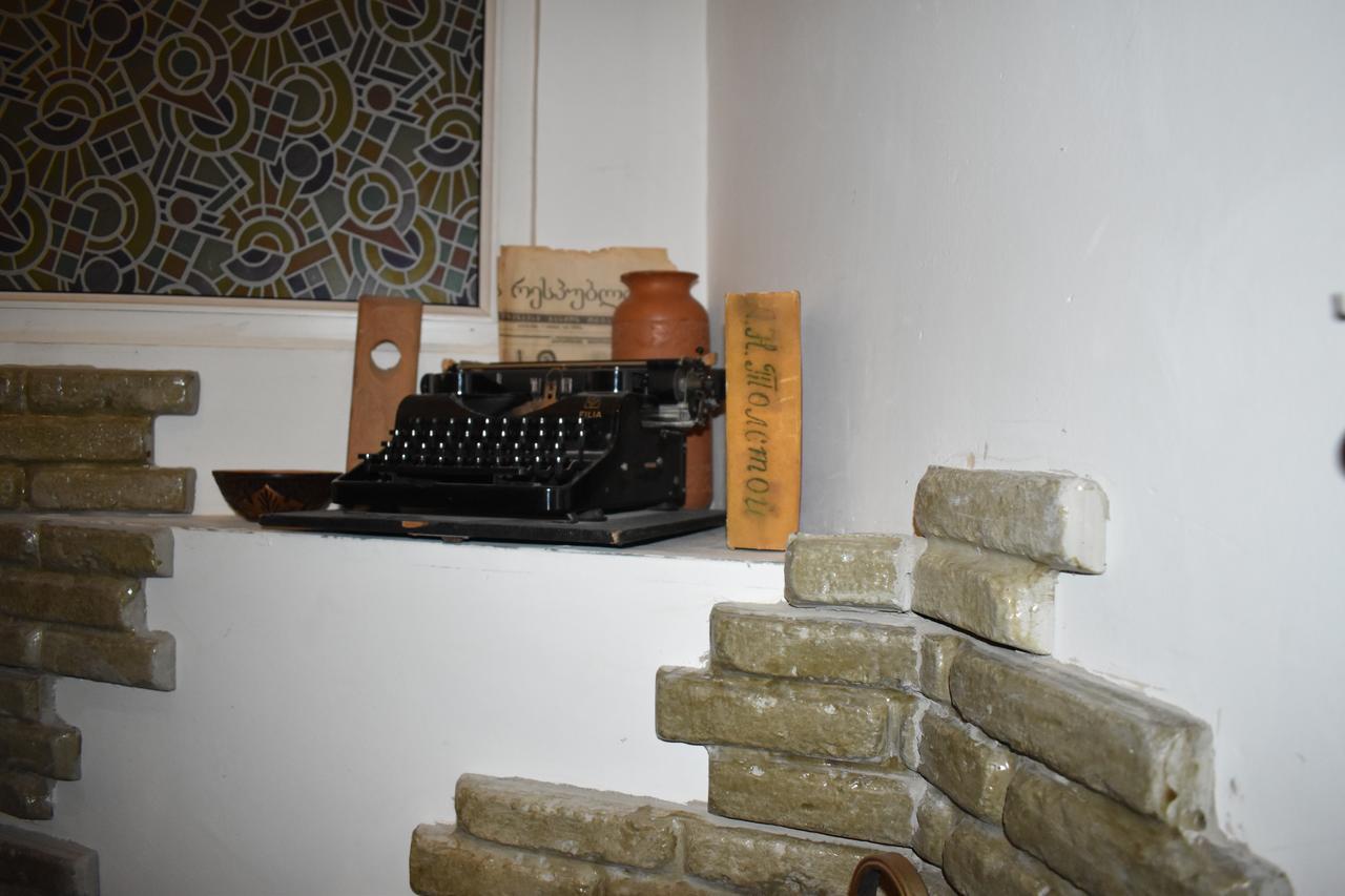 Lea Guest House Tbilisi Buitenkant foto
