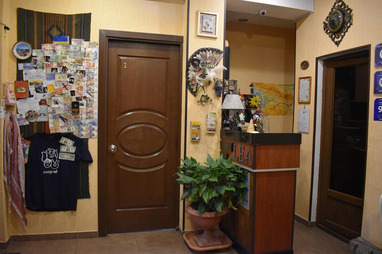 Lea Guest House Tbilisi Buitenkant foto